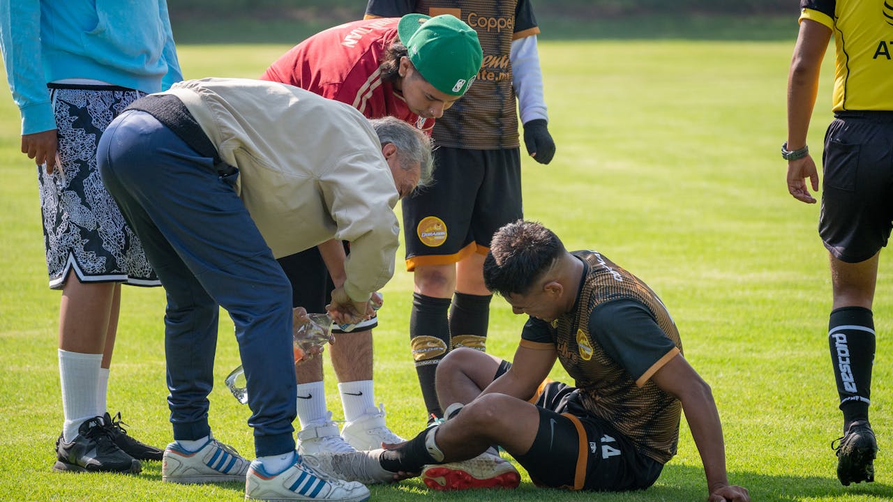 Understanding common sports injuries: prevention and treatment tips